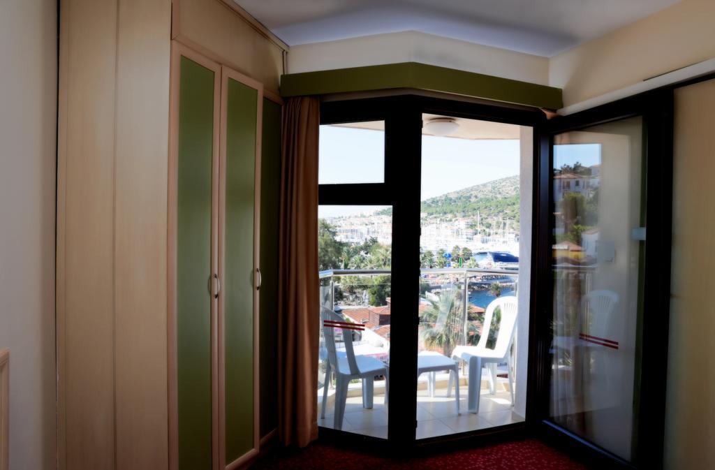 Ridvan Hotel Çeşme Εξωτερικό φωτογραφία